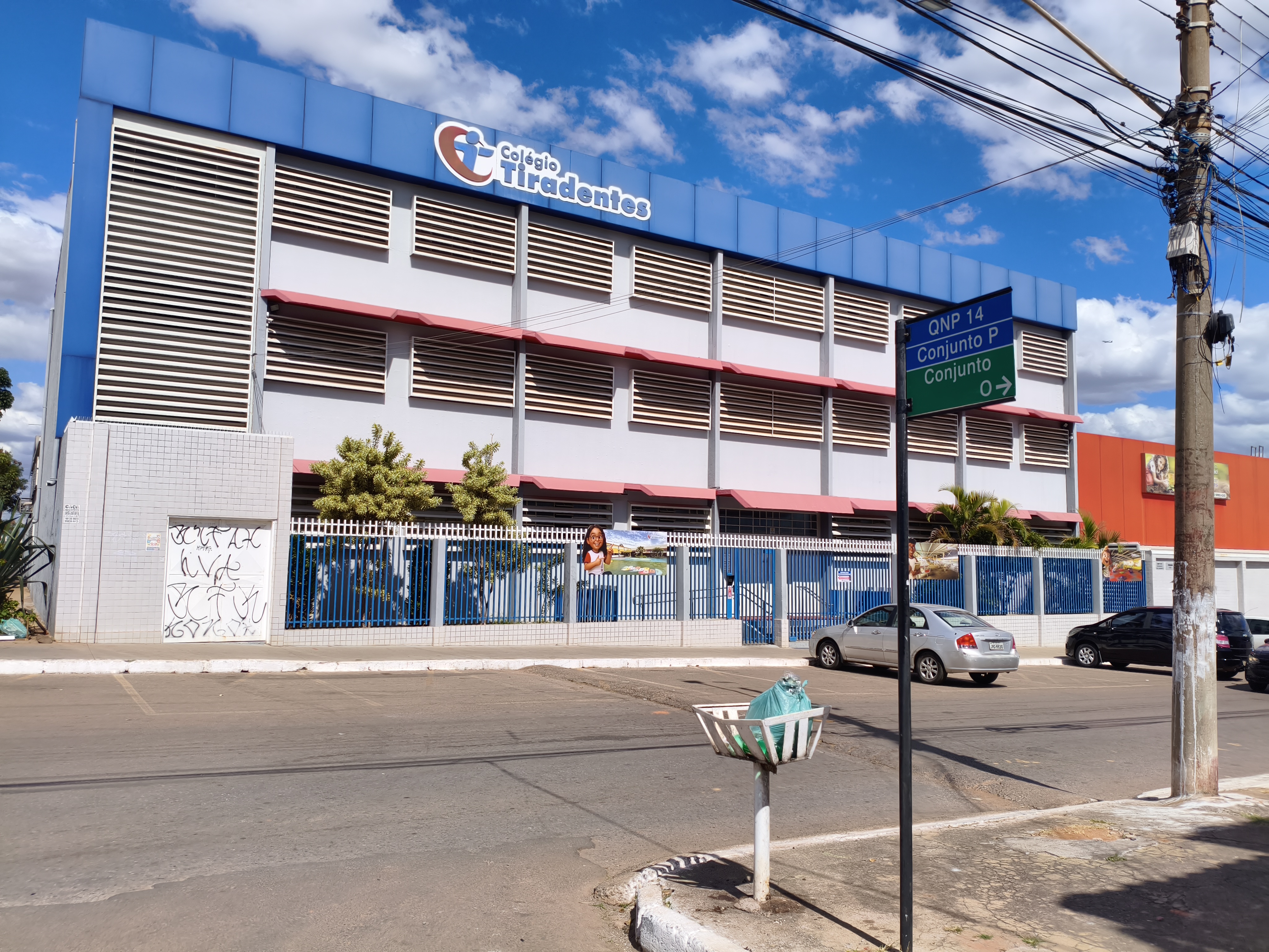 Colégio Tiradentes em Ceilândia